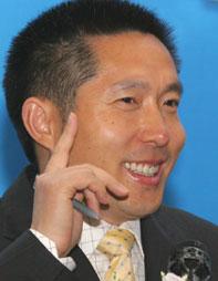 中央電視臺廣告經濟信息中心主任、經濟頻道總監(jiān)郭振璽