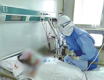 “在隔離病區(qū)里過生日，我永生難忘”