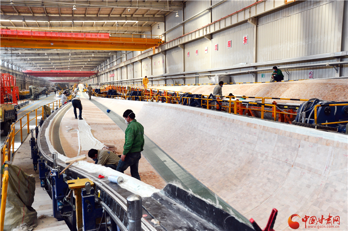 “擰緊”防控閥 打出“組合拳”——玉門市三向發(fā)力推動疫情防控、復(fù)工復(fù)產(chǎn)、脫貧攻堅齊頭并進(jìn)（圖）