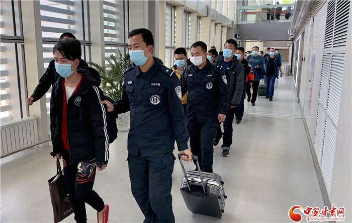 大案特寫丨蘭州警方跨省打掉一“資產(chǎn)解凍類”犯罪團伙（圖）