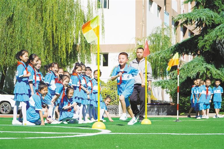 我們開學(xué)了！