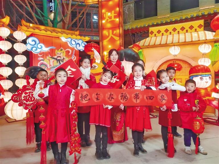 中共蘭州市委宣傳部出品 原創(chuàng)音樂電視《全家?！?向全市人民拜年！