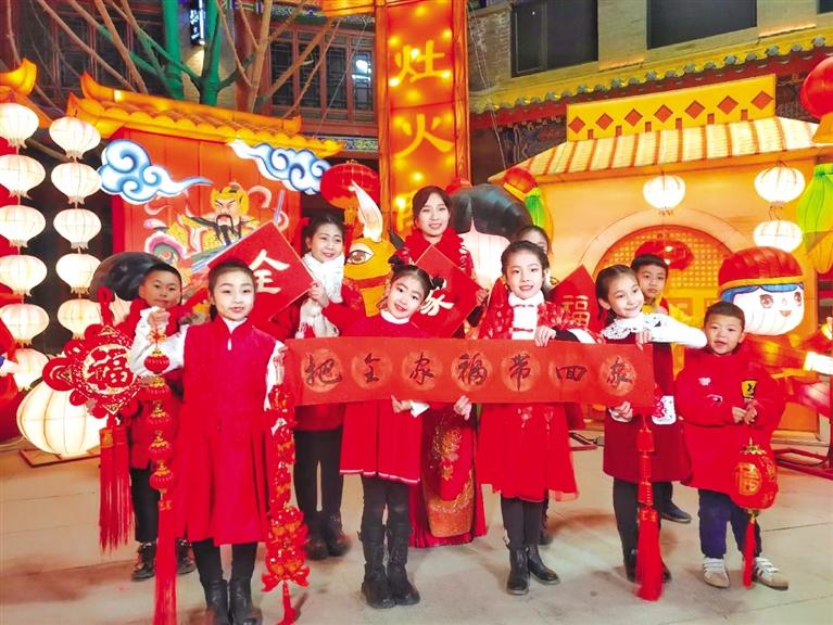 原創(chuàng)音樂電視《全家福》向蘭州市人民拜年！