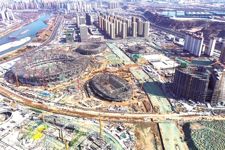 蘭州奧體中心場館主體通過驗(yàn)收 項(xiàng)目全面進(jìn)入內(nèi)部裝修階段 將于明年6月建成運(yùn)營