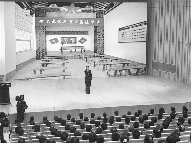 蘭州市開展“學黨史、頌黨恩、跟黨走”紅色文化進校園活動