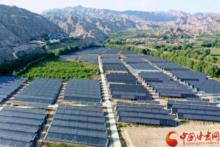 【奮斗百年路 啟航新征程 脫貧攻堅答卷】以村為家，把貧困戶當(dāng)家人——記全國脫貧攻堅先進(jìn)個人錢有