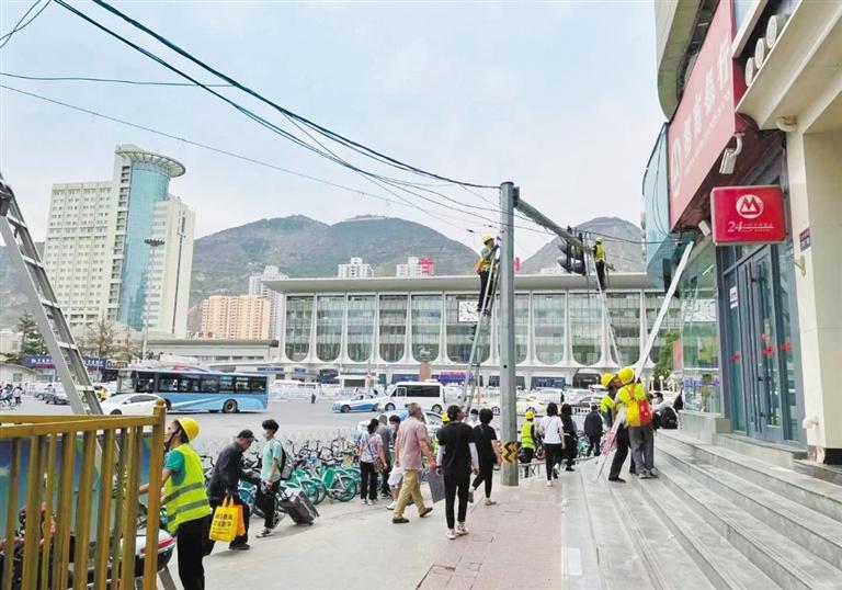 整治“城市蜘蛛網” 蘭州城關區(qū)全面展開線纜清除