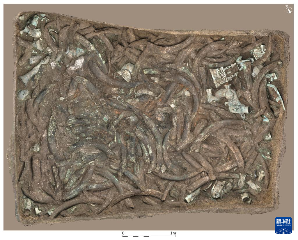 四川廣漢市三星堆商代遺址八號(hào)坑（資料圖）。