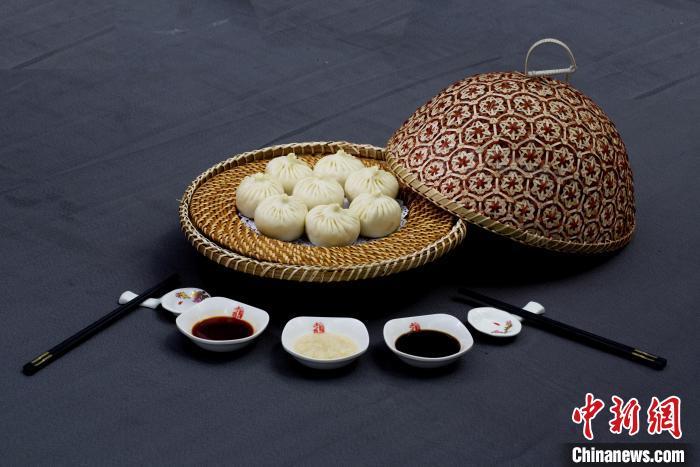 圖為甘肅臨夏回族自治州美味——河州包子。(資料圖) 臨夏州委宣傳部供圖