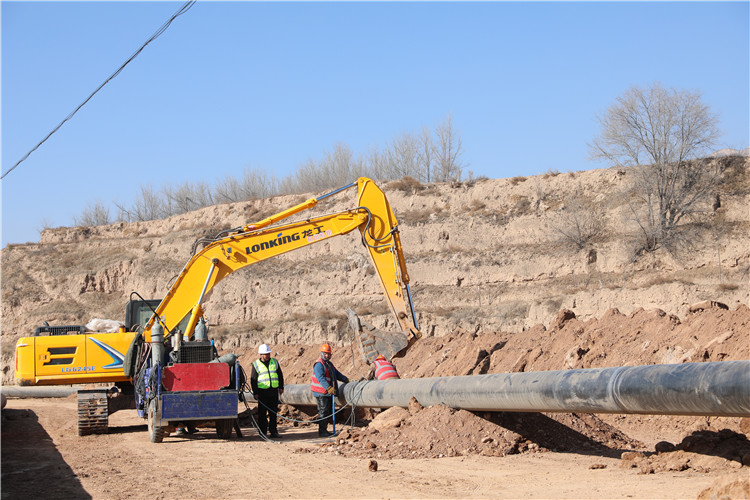 臨洮縣洮陽水廠農(nóng)村供水鞏固提升暨城區(qū)第二水源工程現(xiàn)場。_副本.jpg