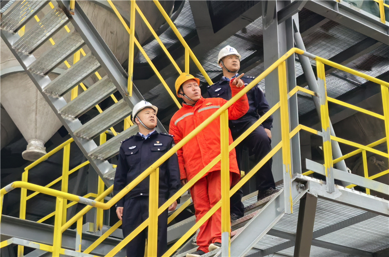 玉門：警務(wù)室搬進(jìn)項(xiàng)目建設(shè)工地